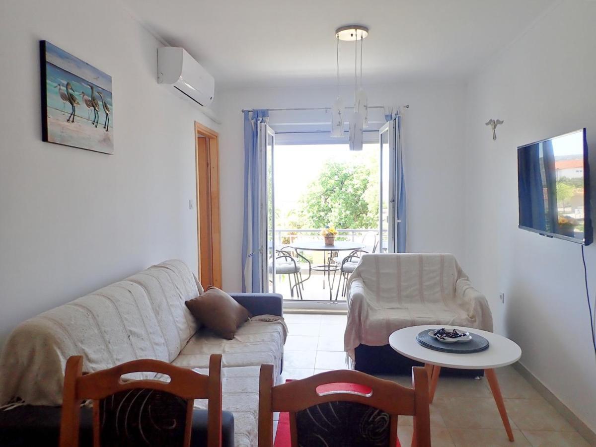 Apartment Maca Starigrad Paklenica Zewnętrze zdjęcie